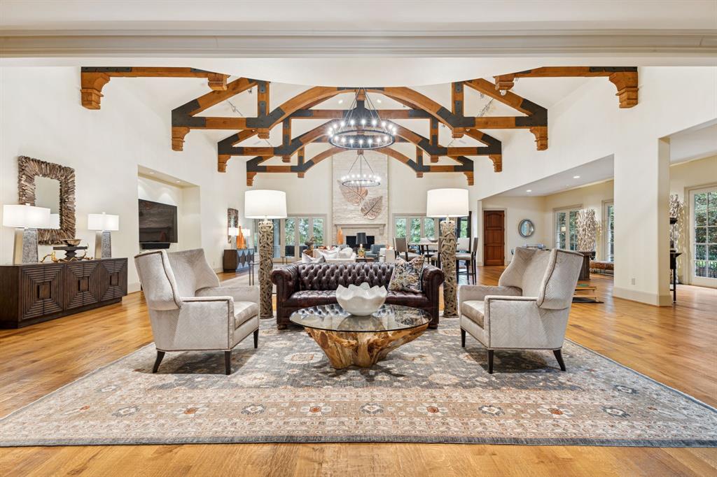 1503 Cottonwood Valley Circle N