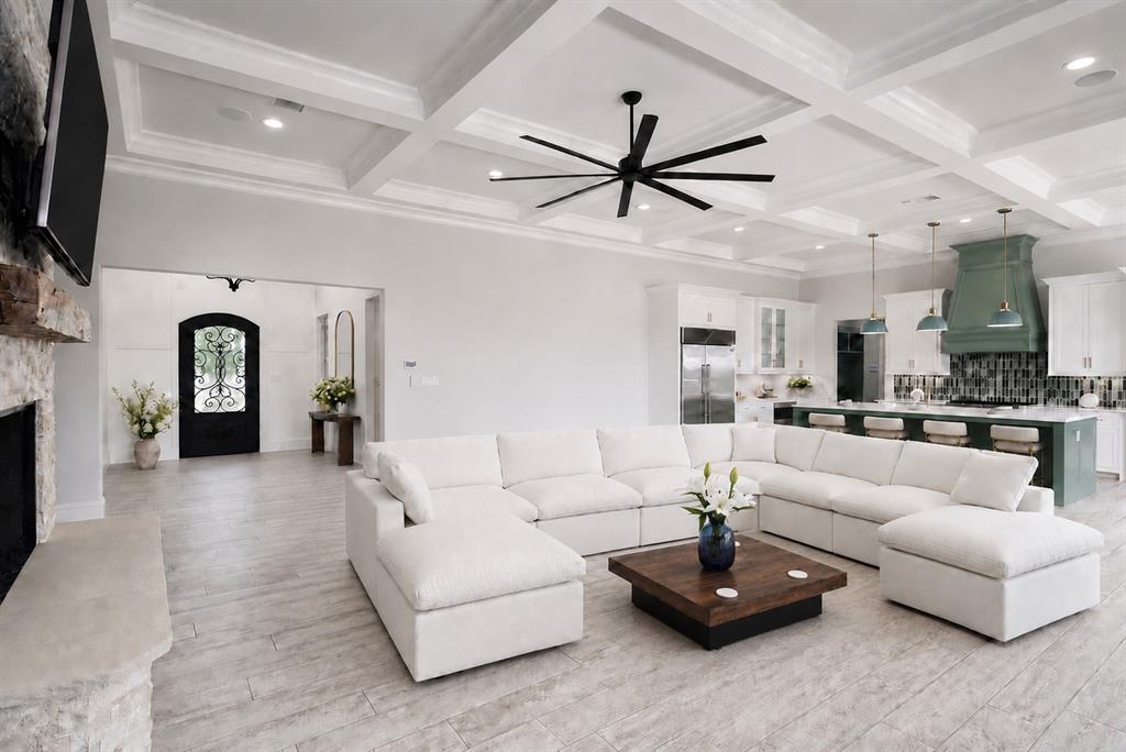 4415 American Pharoah Way