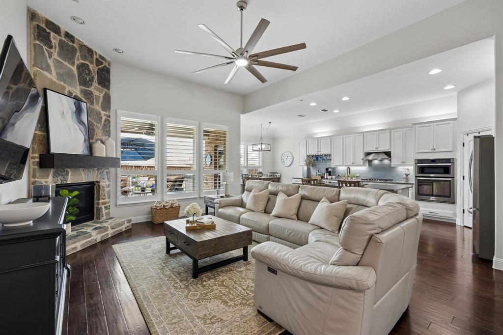 7412 Sabine Drive