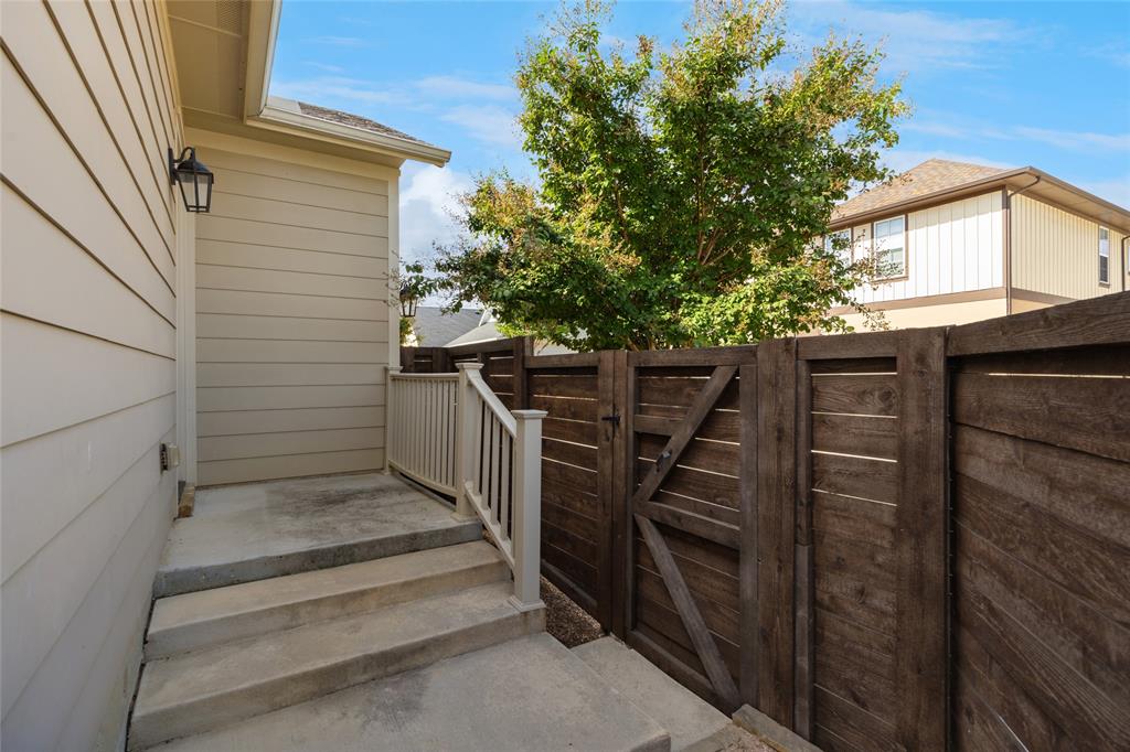 Villas of Hometown - Residential