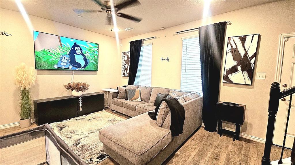 Cloverleaf - Residential Lease