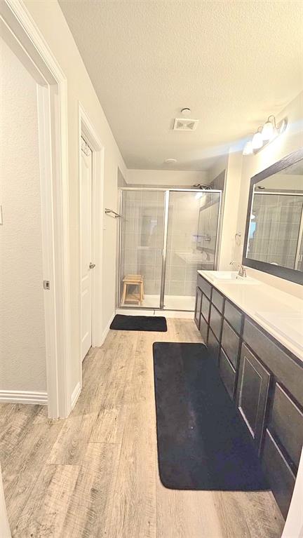 Cloverleaf - Residential Lease