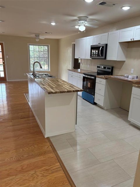 Tiny photo for 5731 37th Street, Lubbock, TX 79407 (MLS # 21396288)