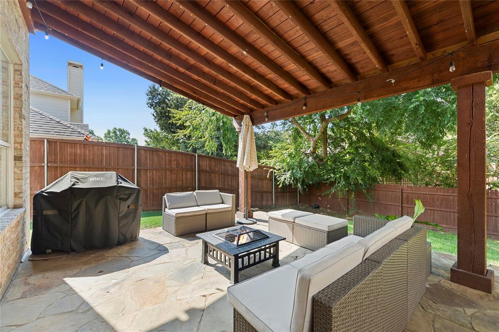 Grapevine, Texas 76051, United States, 4 Bedrooms Bedrooms, ,3 BathroomsBathrooms,Residential,Pending,42237