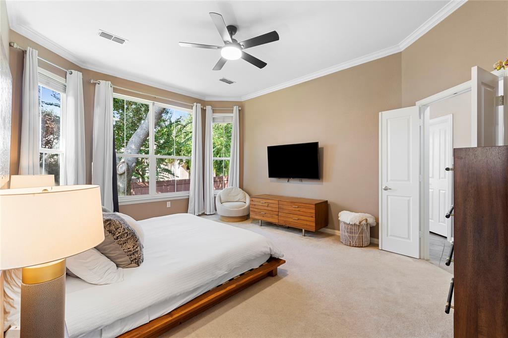 Grapevine, Texas 76051, United States, 4 Bedrooms Bedrooms, ,3 BathroomsBathrooms,Residential,Pending,42237