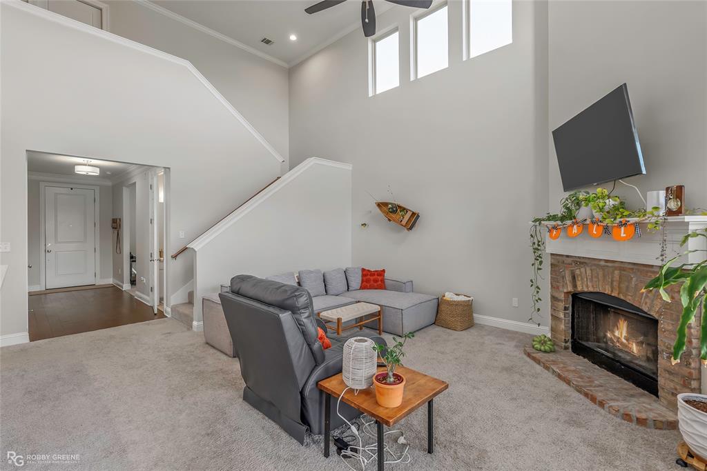 119 Livingston Drive