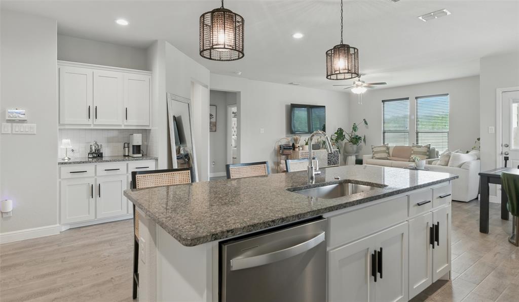 Trails of Elizabeth Creek - Residential Lease