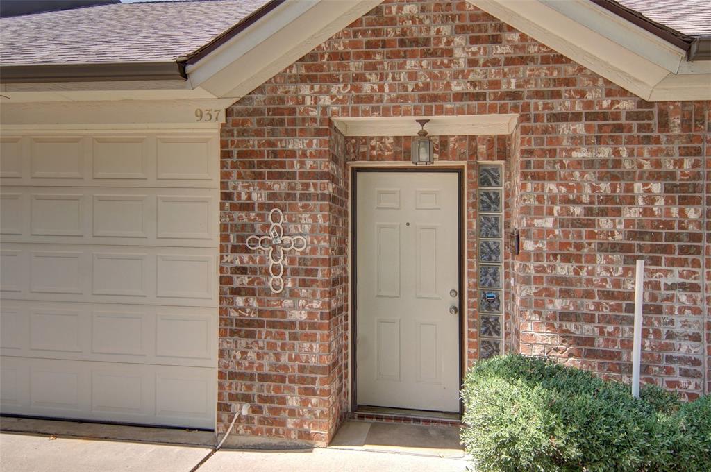 937 Heather Court