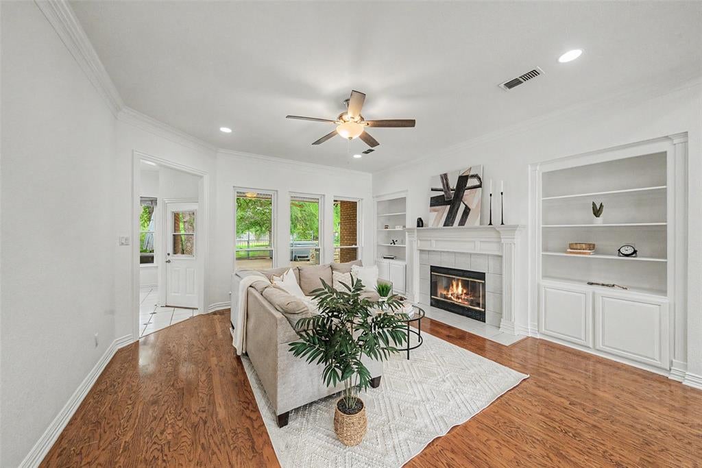 1304 Greenview Drive