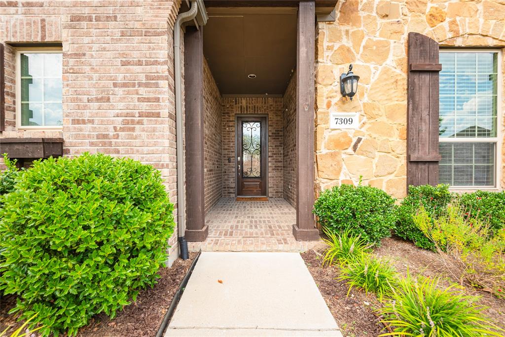 7309 River Park Drive