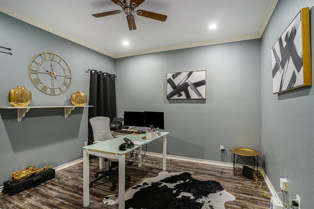 Forest Hills 01 - Residential