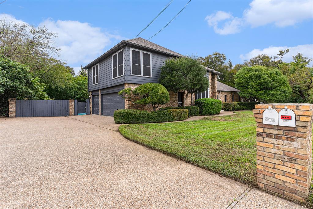 Forest Hills 01 - Residential