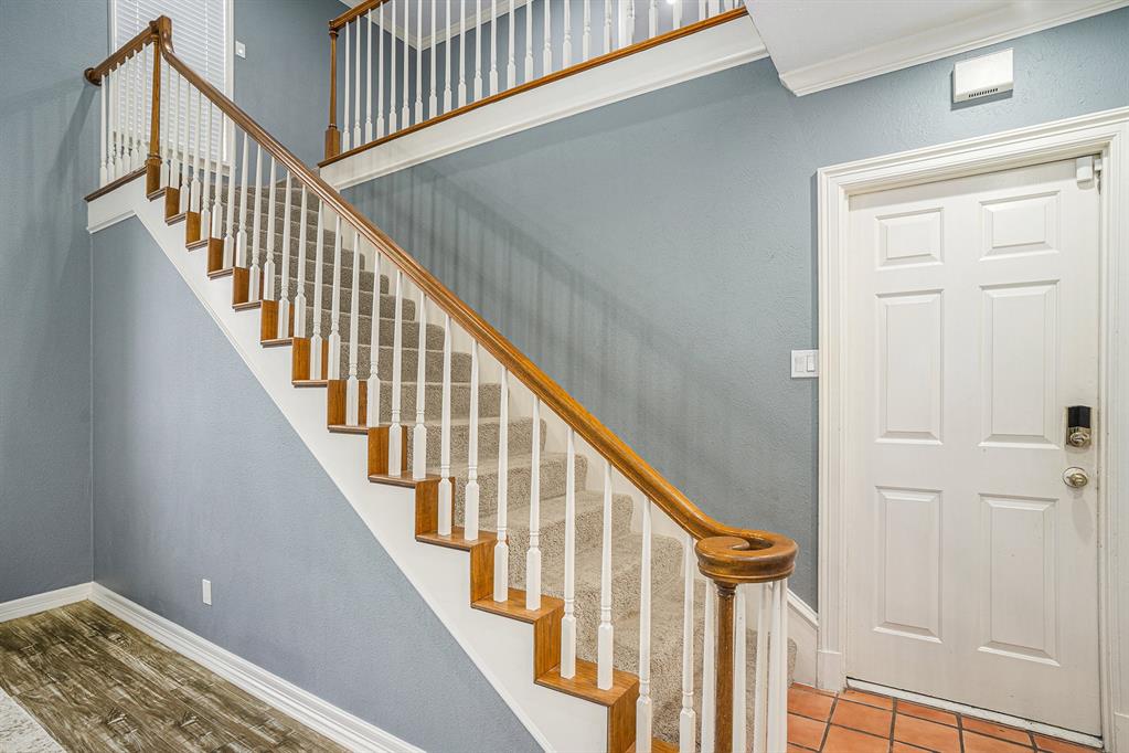 Forest Hills 01 - Residential