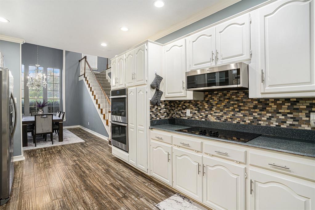 Forest Hills 01 - Residential