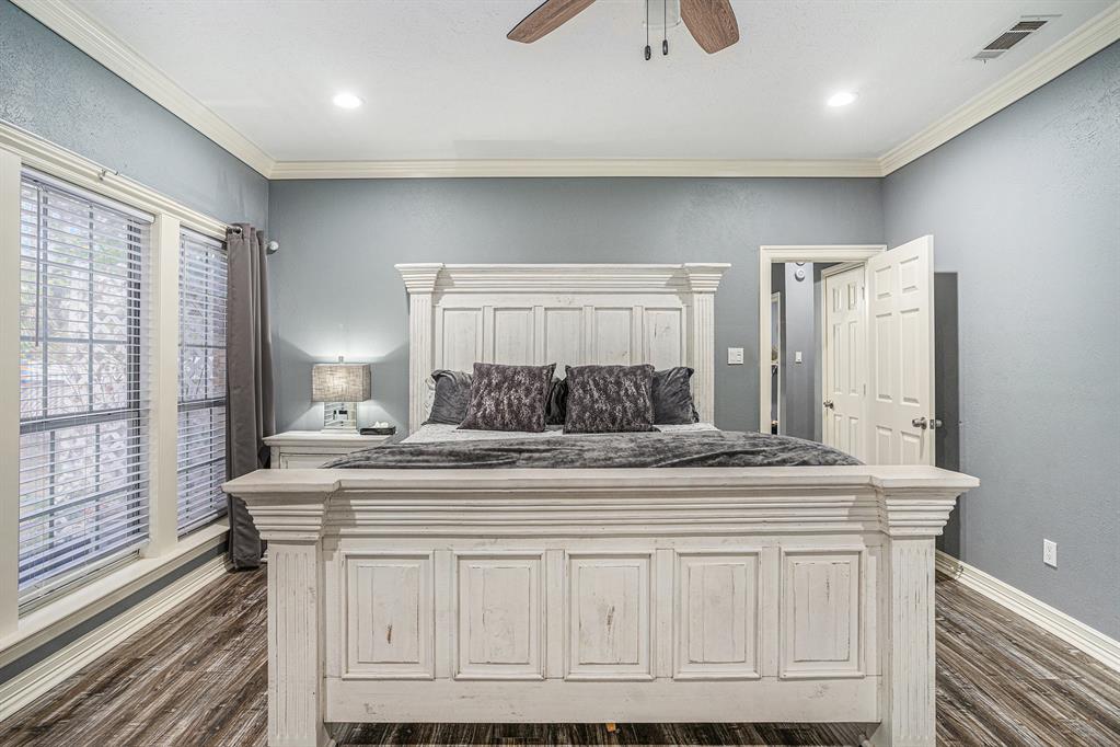 Forest Hills 01 - Residential