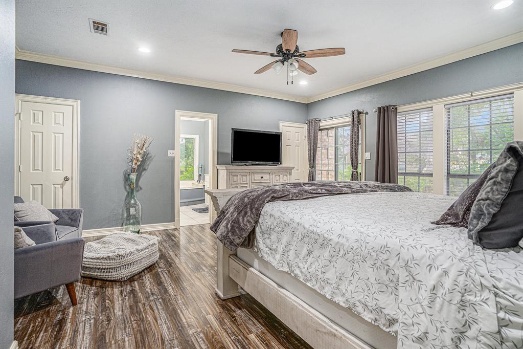 Forest Hills 01 - Residential