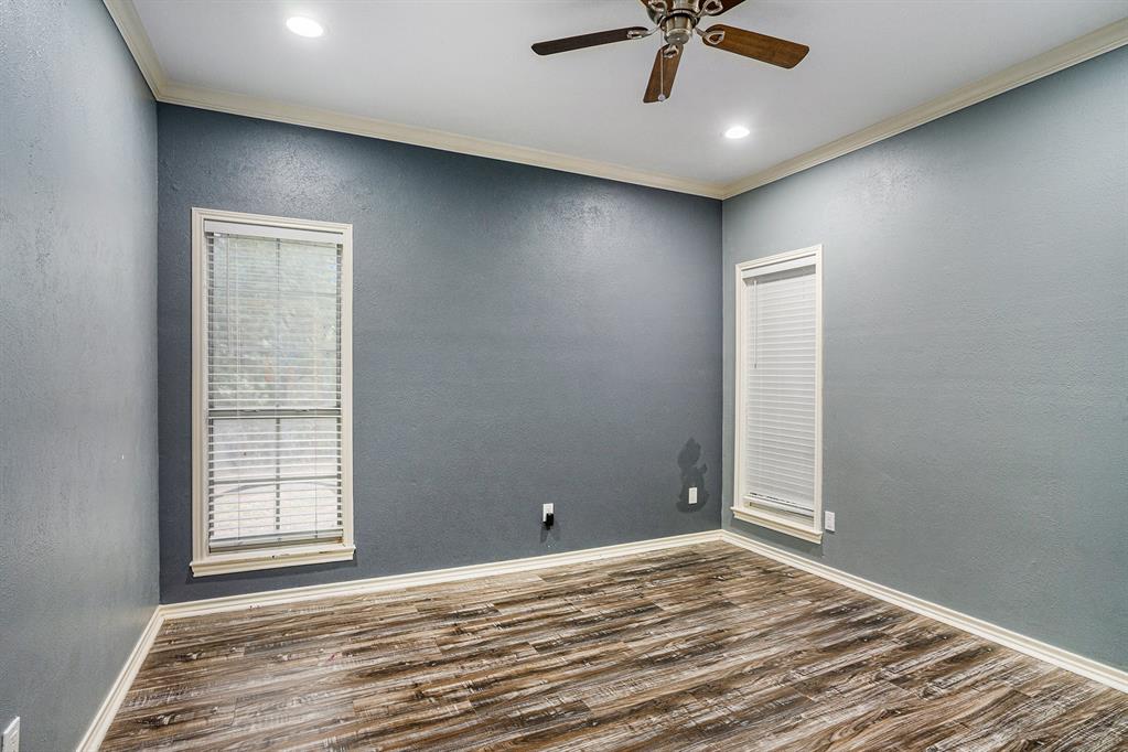 Forest Hills 01 - Residential