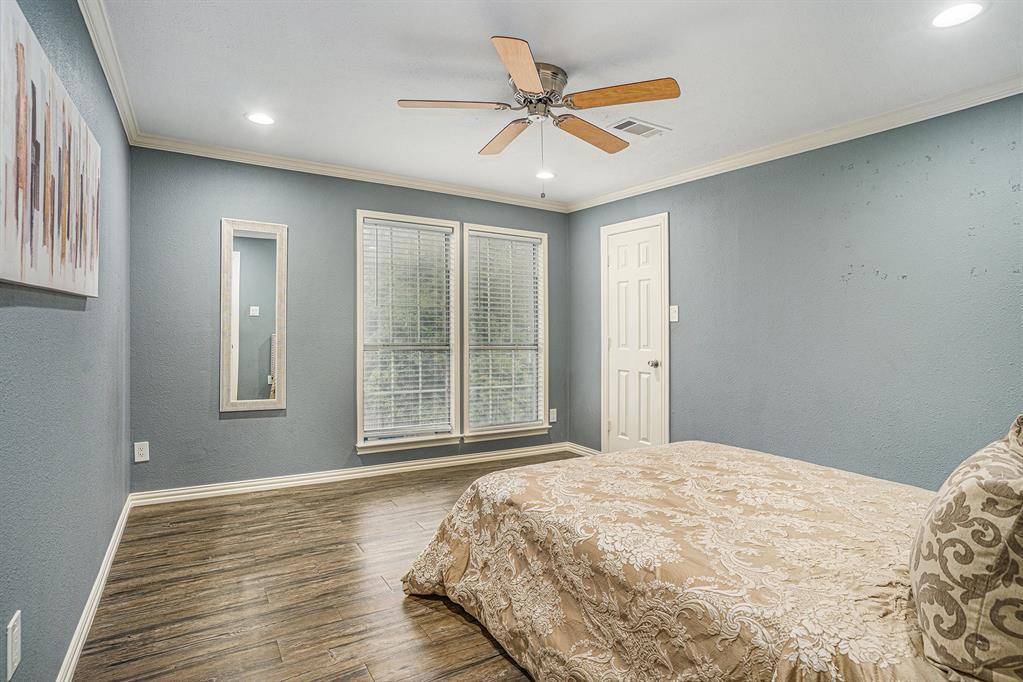 Forest Hills 01 - Residential