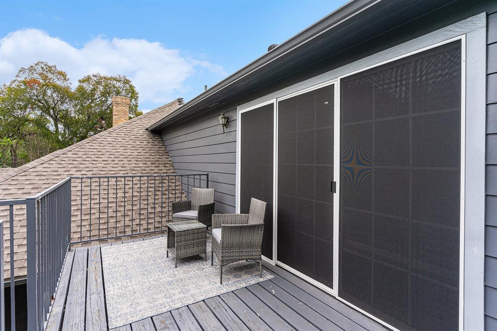 Forest Hills 01 - Residential