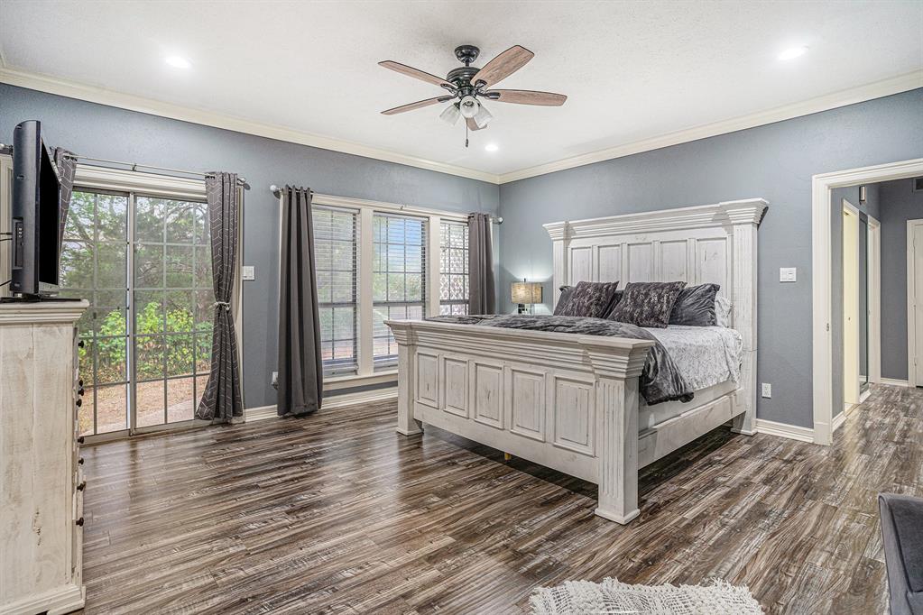 Forest Hills 01 - Residential