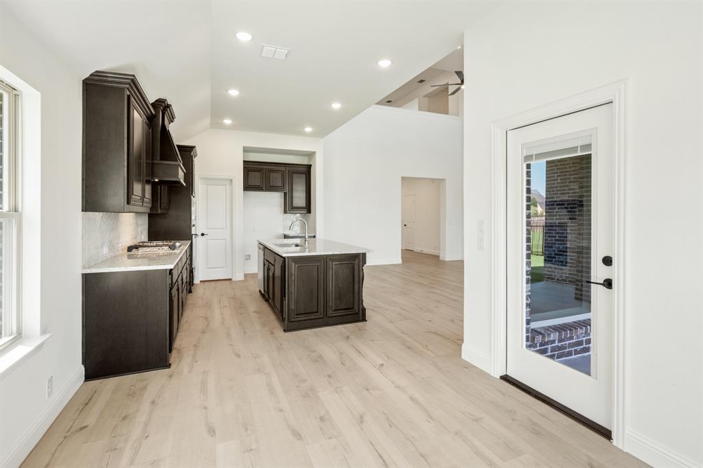 Abe's Landing - Residential