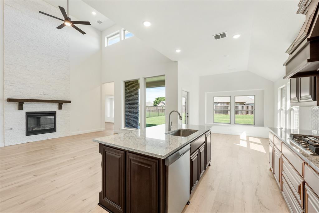 Abe's Landing - Residential