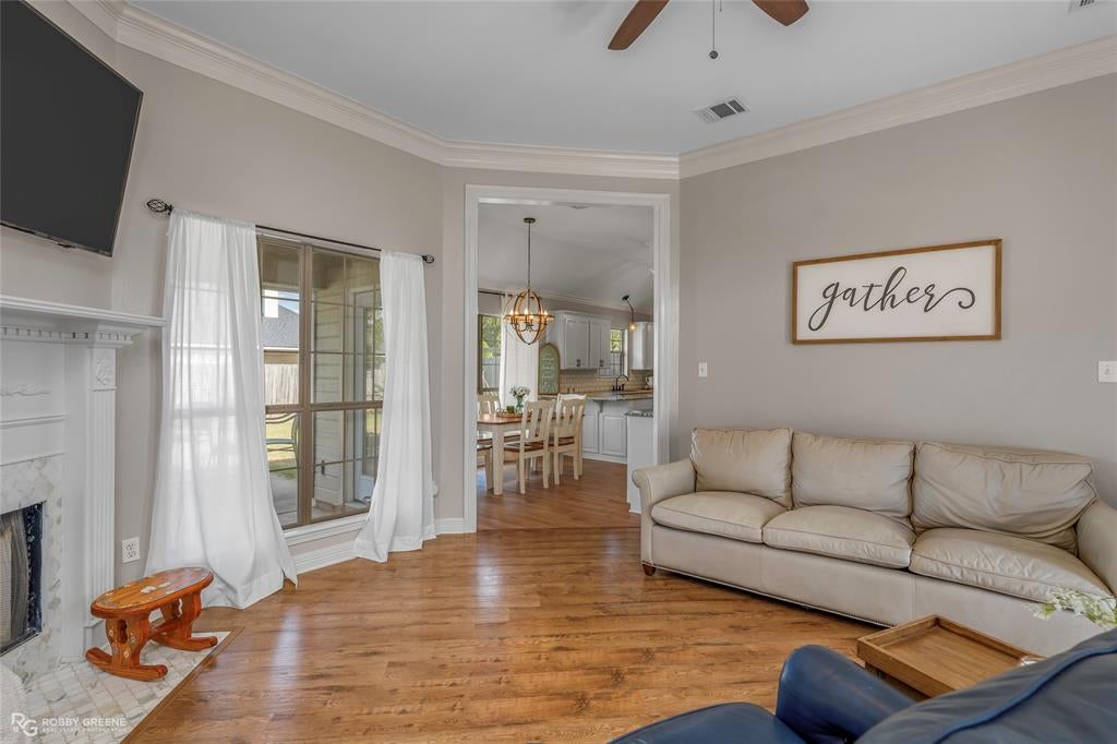 5016 Tensas Drive
