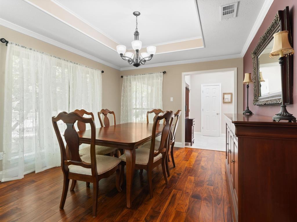 2512 Chadbourne Drive