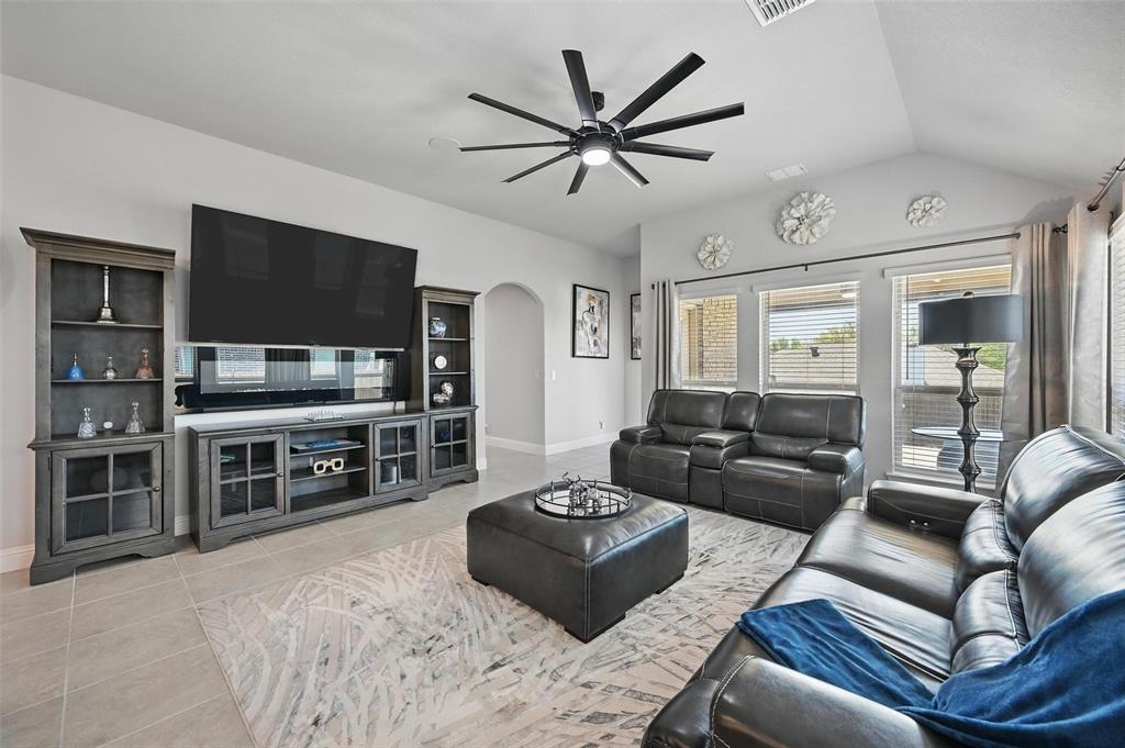 Watersbend North Ph 6 - Residential