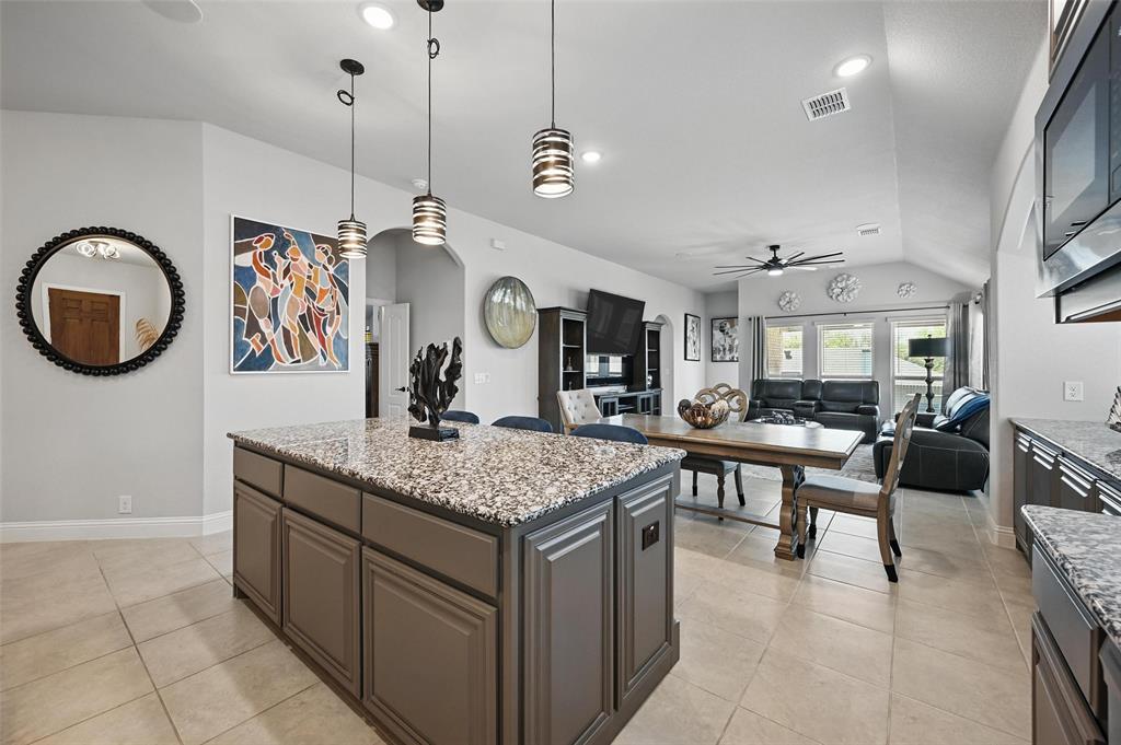 625 Ridgewater Trail