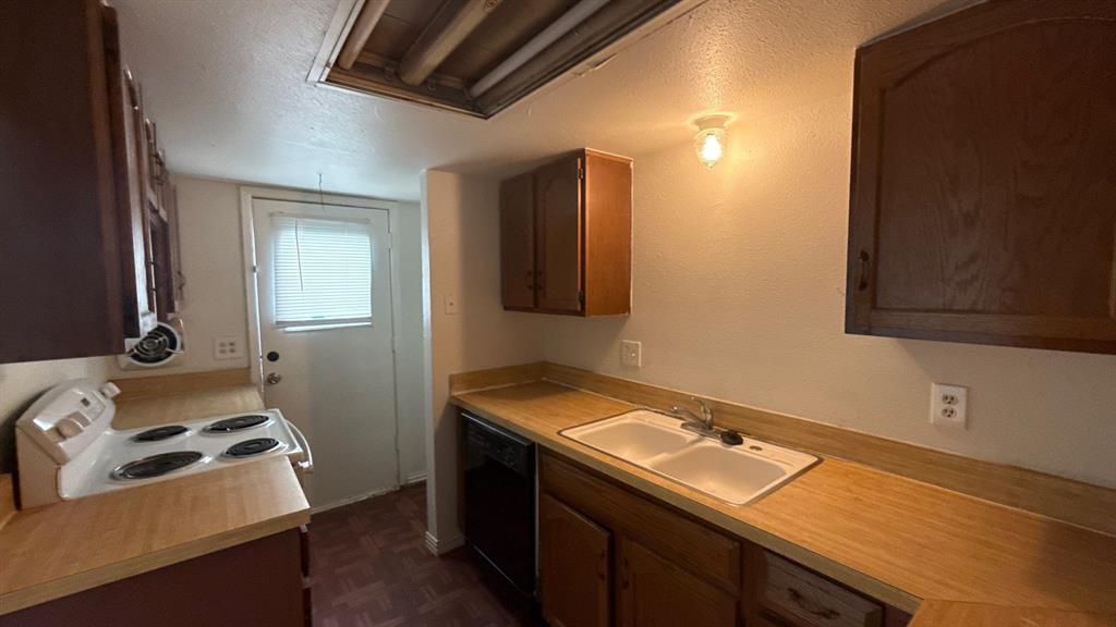 Fair Oaks Condos - Residential