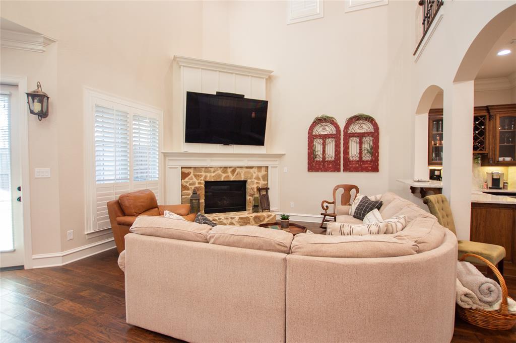 Hollytree Square - Residential