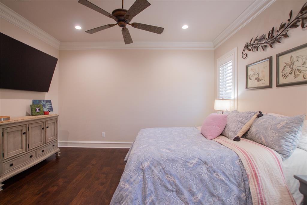 Hollytree Square - Residential