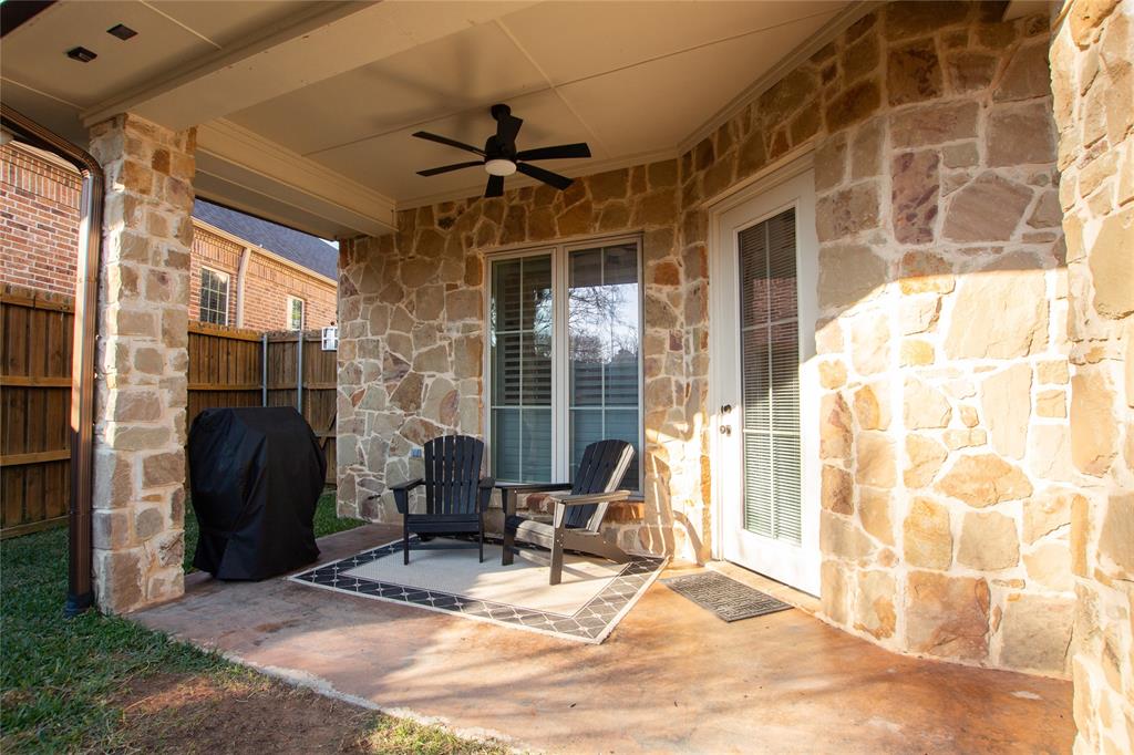 Hollytree Square - Residential