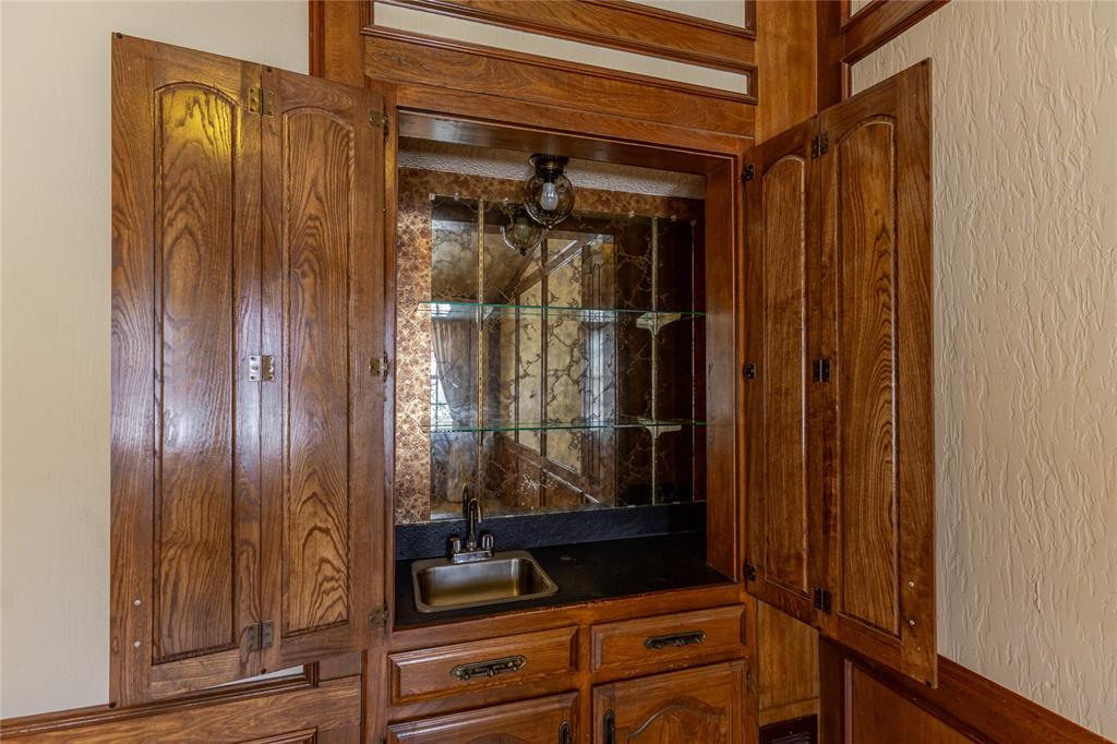 3008 Dibrell Drive
