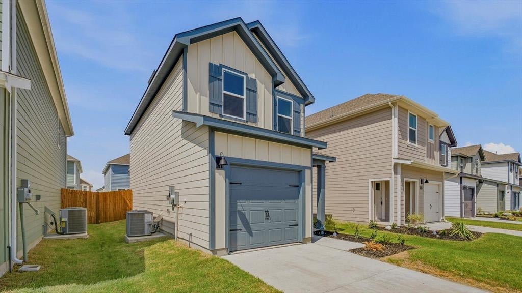 6228 Silver Maple Way