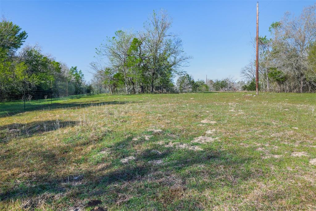2313 E US Highway 79