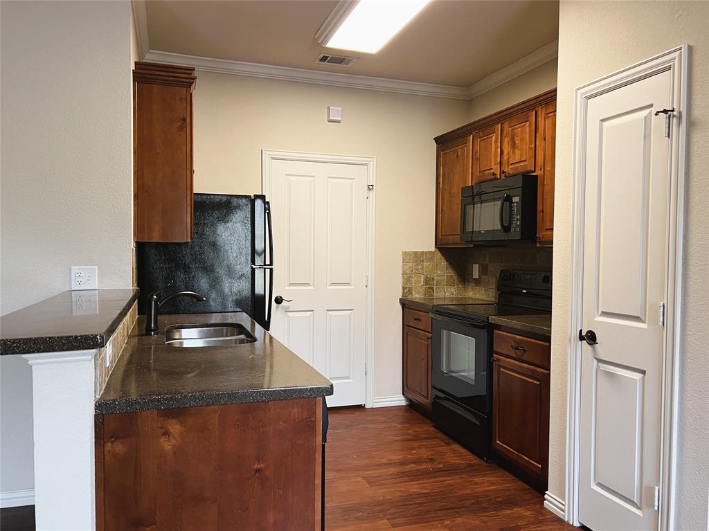 Town - Residential Lease