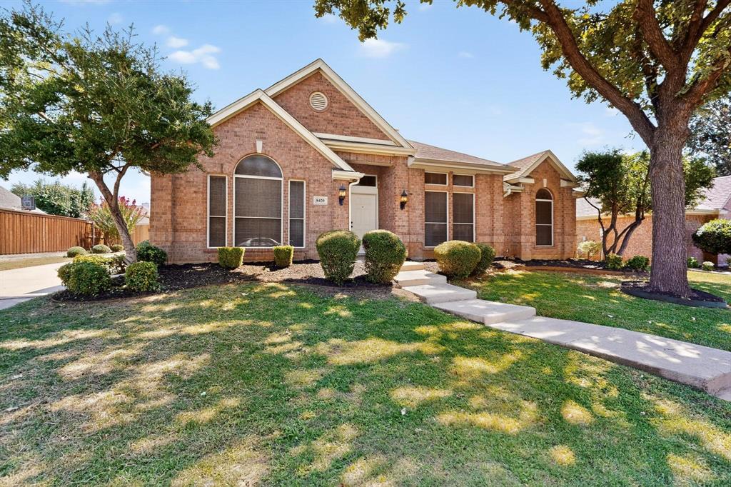 8420 Grand View Drive