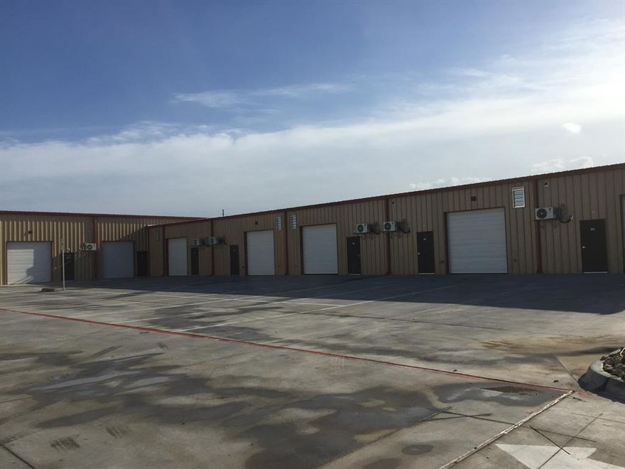 Vacant unit available for lease. Warehouse Storage Unit features office space and restroom. This available unit is continently located near highway I-35. There is lots of commercial movement. Great opportunity for a new business to set up shop or use as storage.
