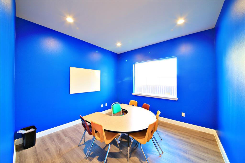 S13638 - Commercial Lease