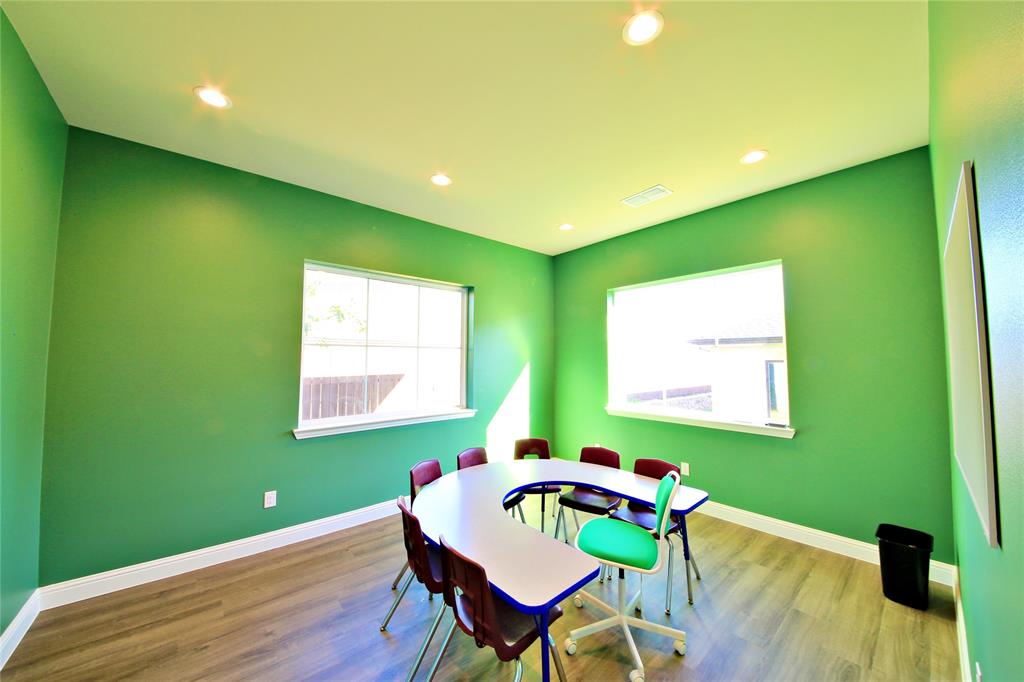 S13638 - Commercial Lease