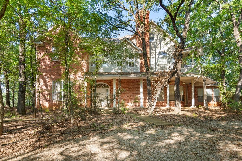 Emerald Sound At Lake Lewisvil - Residential