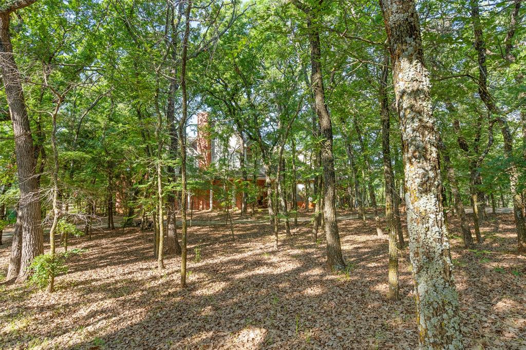 Emerald Sound At Lake Lewisvil - Residential