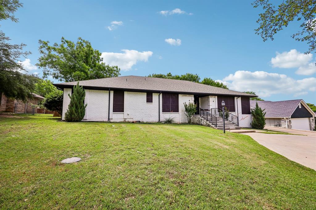 5209 Fairway Circle