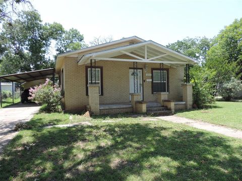 622 N Race Stephenville TX 76401