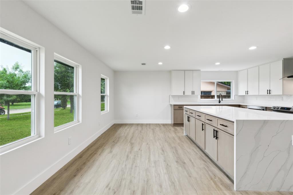 Town North Park 01 - Residential