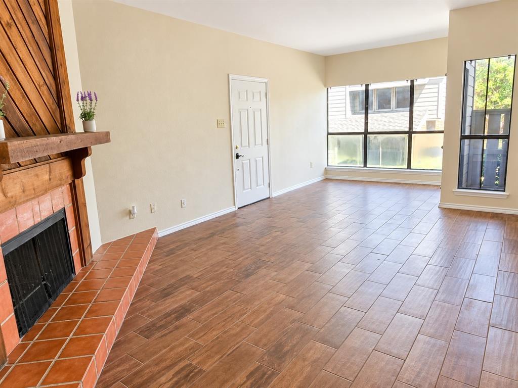 9600 Royal Lane 302