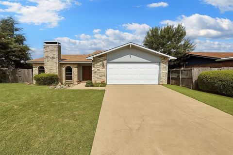 7612 Nutwood Place Fort Worth TX 76133
