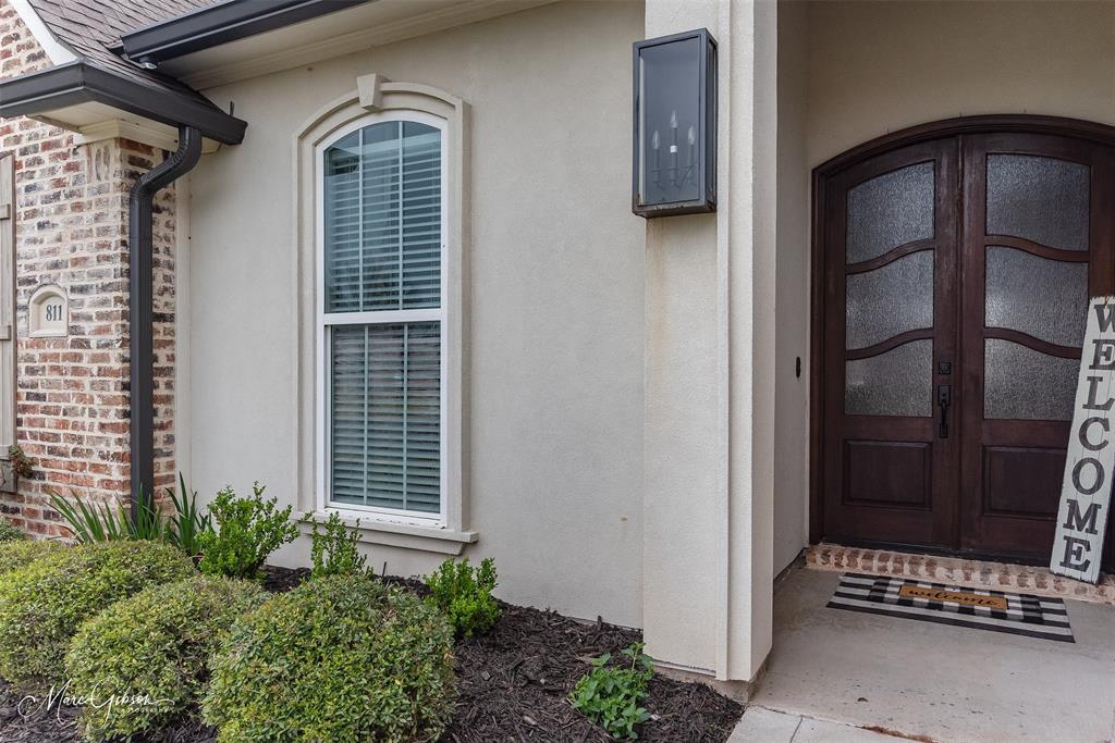 Bossier City, Louisiana 71111, United States, 3 Bedrooms Bedrooms, ,2 BathroomsBathrooms,Residential,Contingent,99533